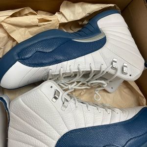 Reto 12 jumpman blue and white